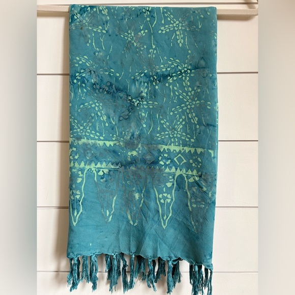 Batik Teal and Green Patterned Scarf Measuring 21 Inches by 62 Inches - Picture 2 of 5